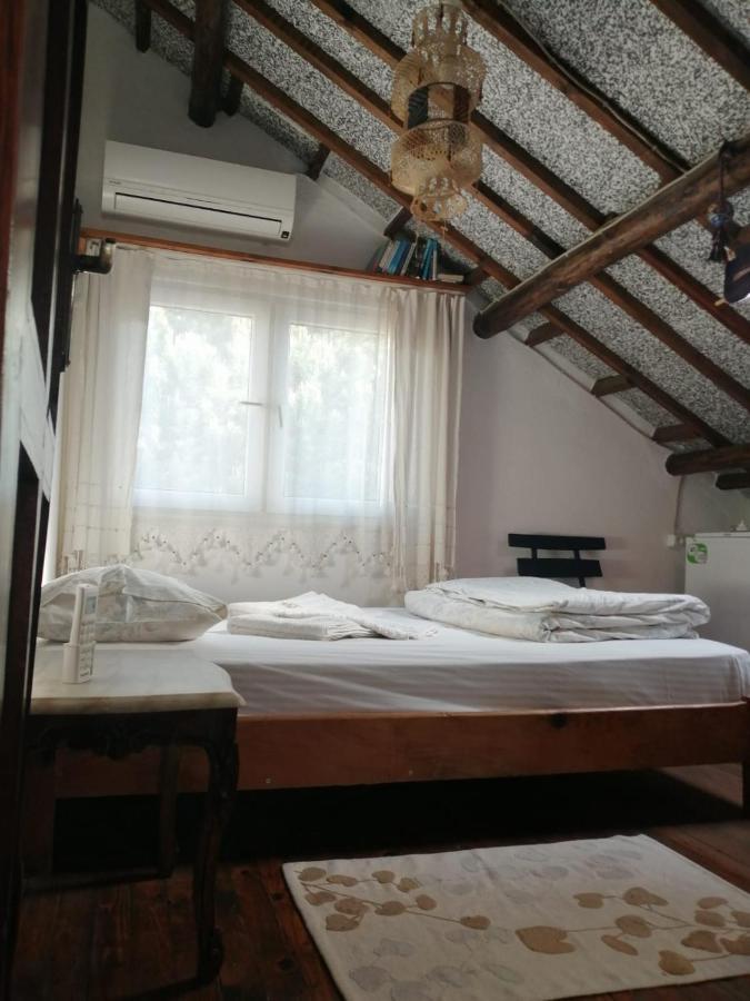 Ecer Pansiyon Kusadasi Exterior foto