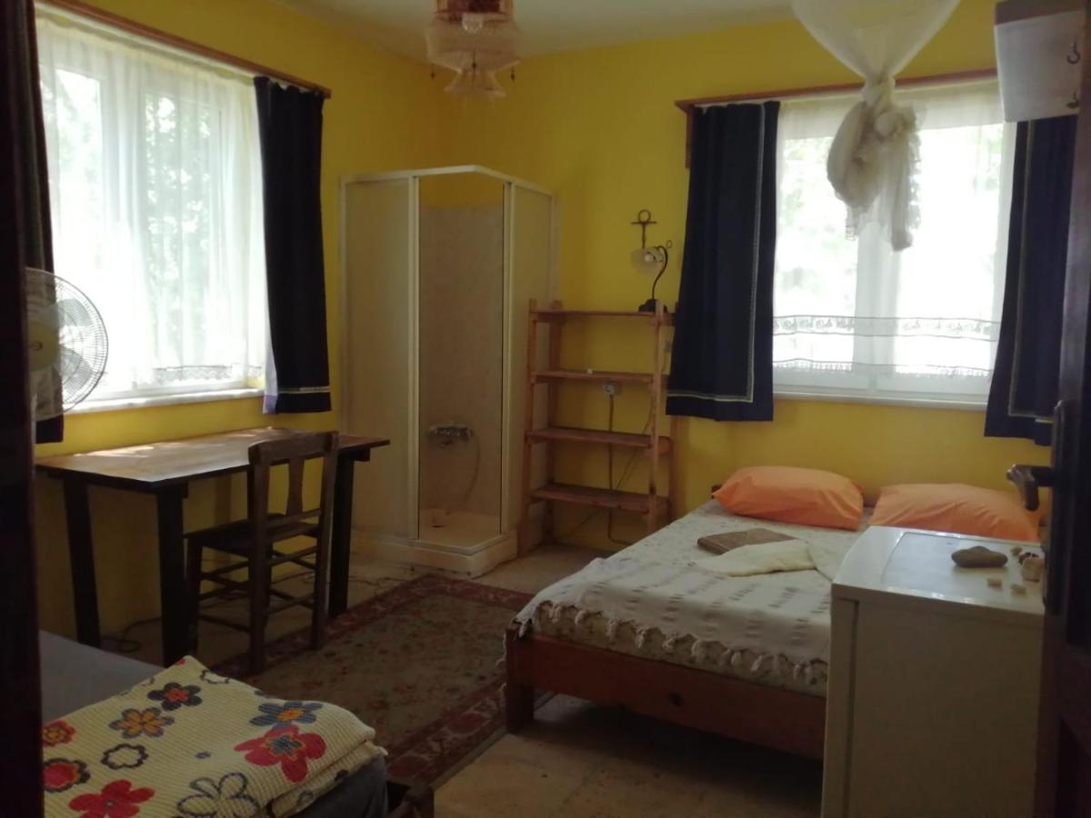 Ecer Pansiyon Kusadasi Exterior foto