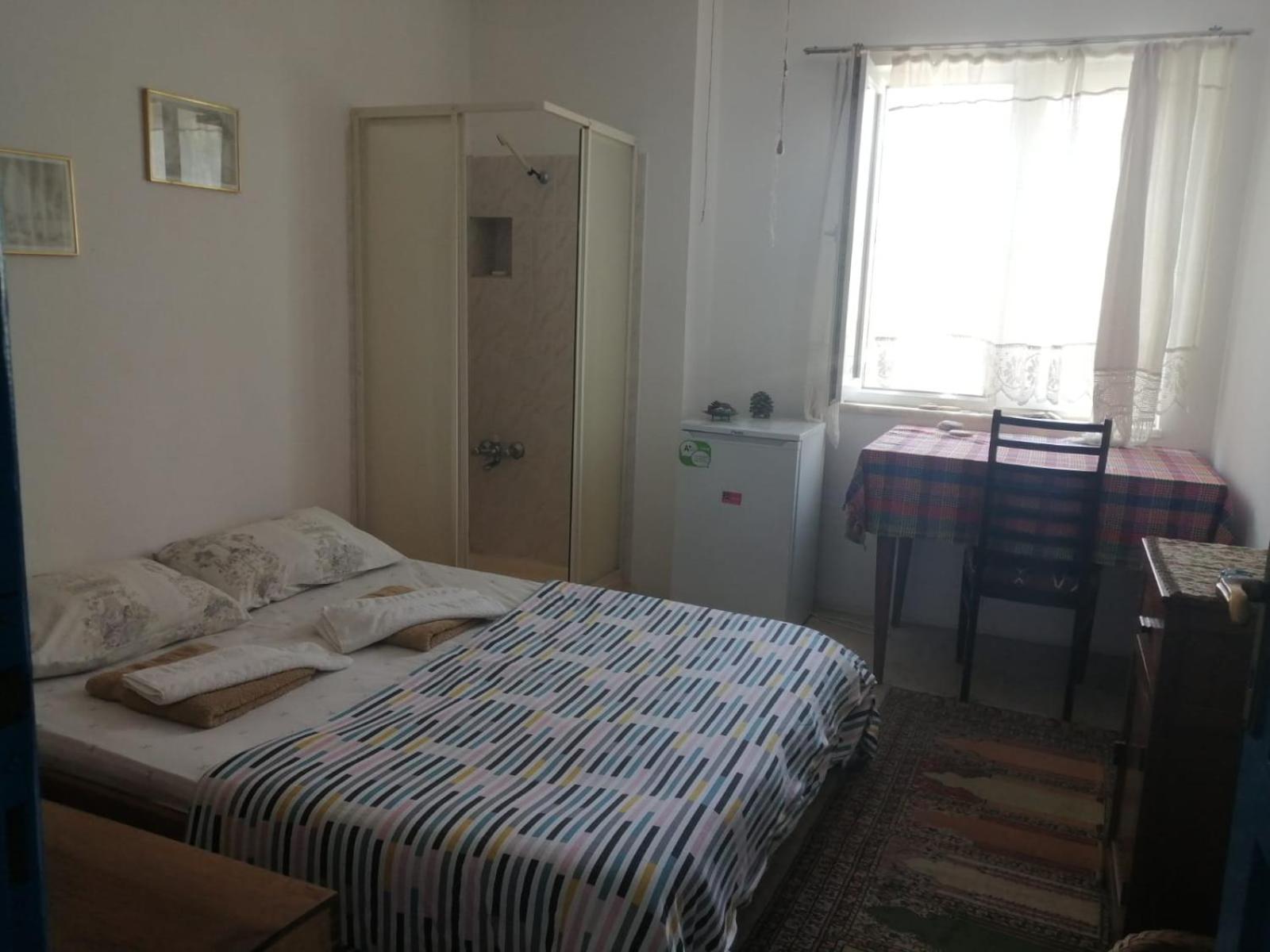 Ecer Pansiyon Kusadasi Exterior foto